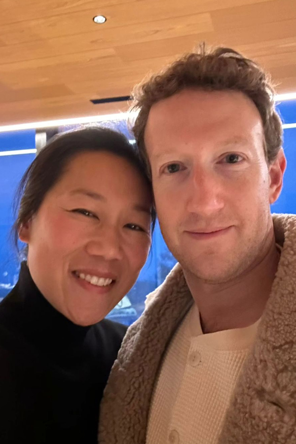 Mark Zuckerberg In Assassin's Getup For Halloween Festival, Photos Viral11