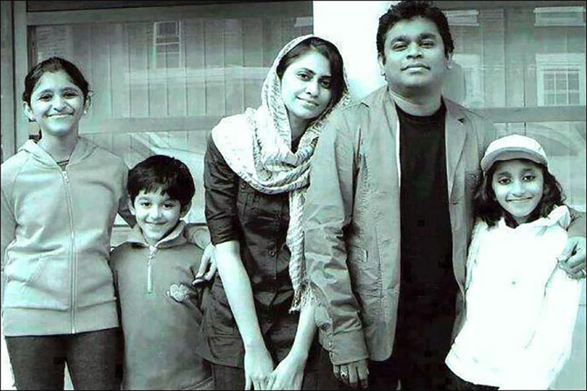 AR Rahman Wife Saira Banu Are Separating After 29 Years Photos13