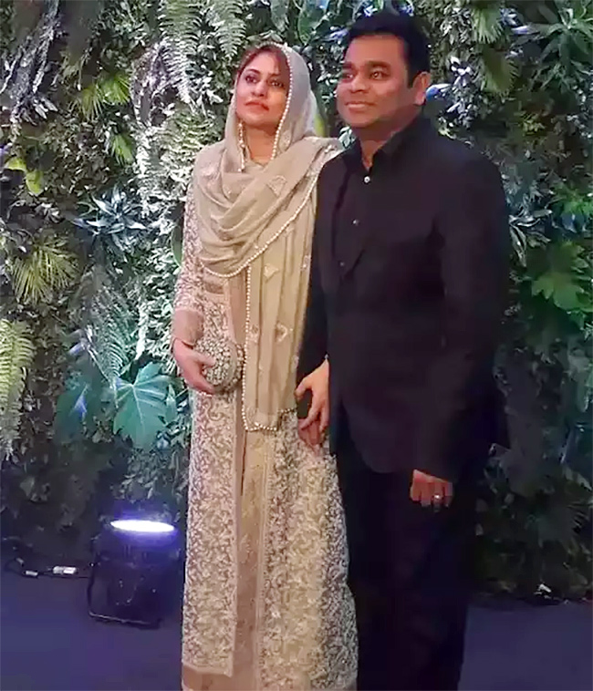 AR Rahman Wife Saira Banu Are Separating After 29 Years Photos19