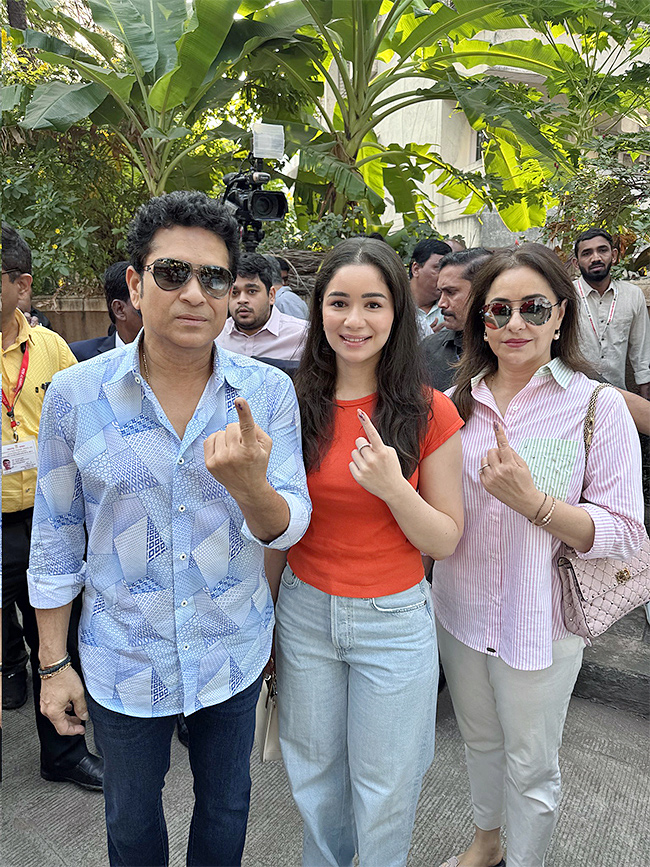 Photos Gallery Of Bollywood Celebrities Participate In Maharashtra Assembly Elections 20243