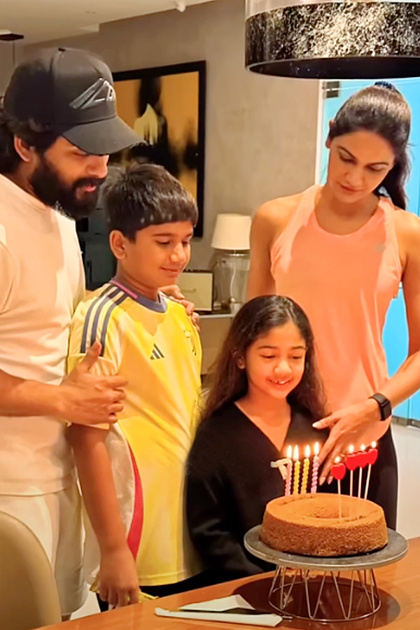 Allu Arjun Daughter Allu arha Birthday Celebrations Photos3