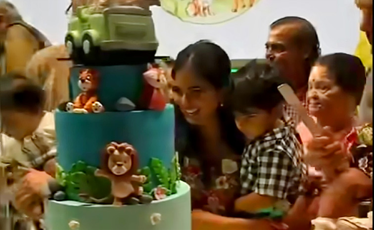 Isha Ambani twins birthday celebration Photos2