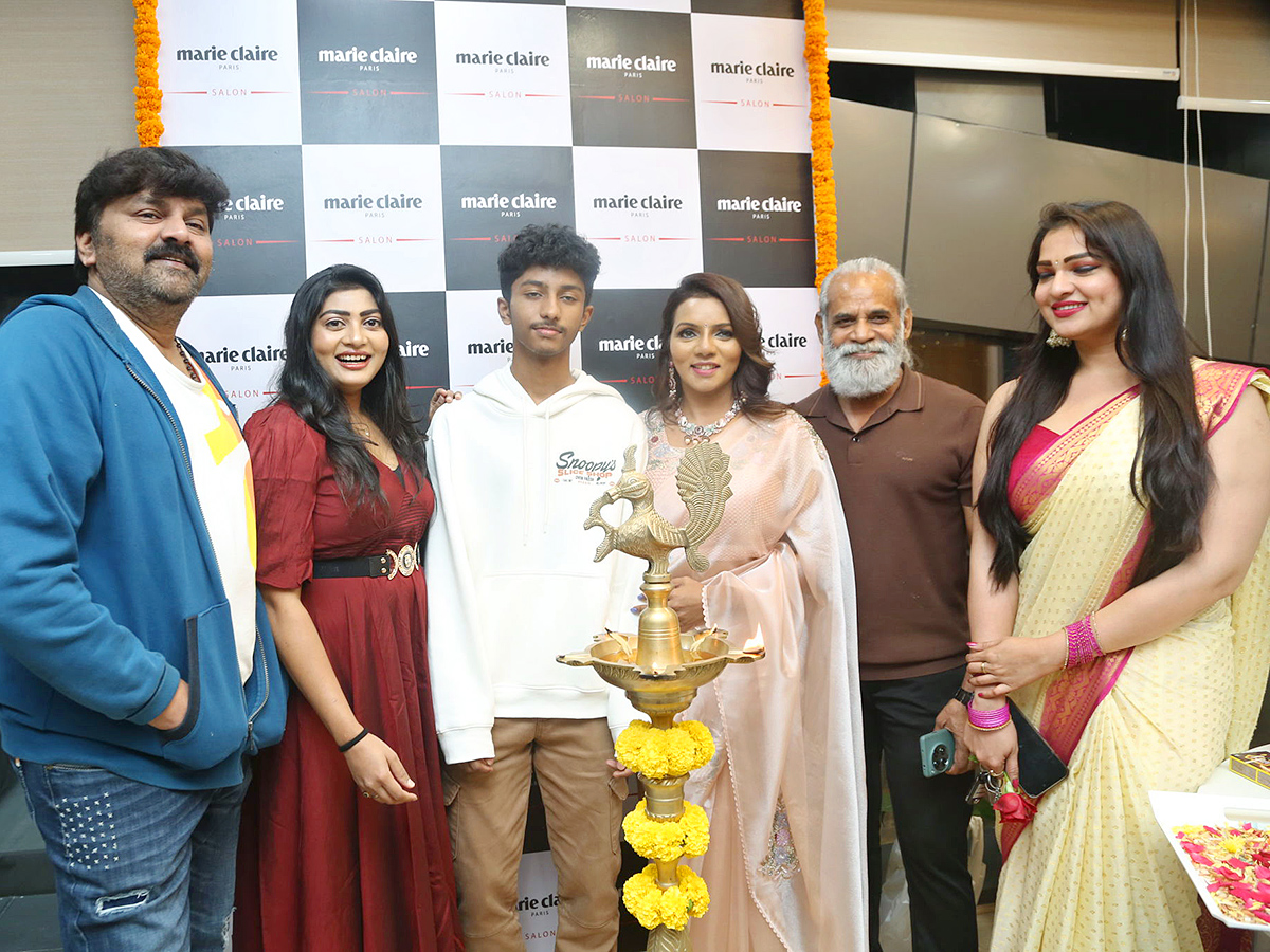 Bigg Boss Celebrities at Narsingi Marie Claire Salon Launch21