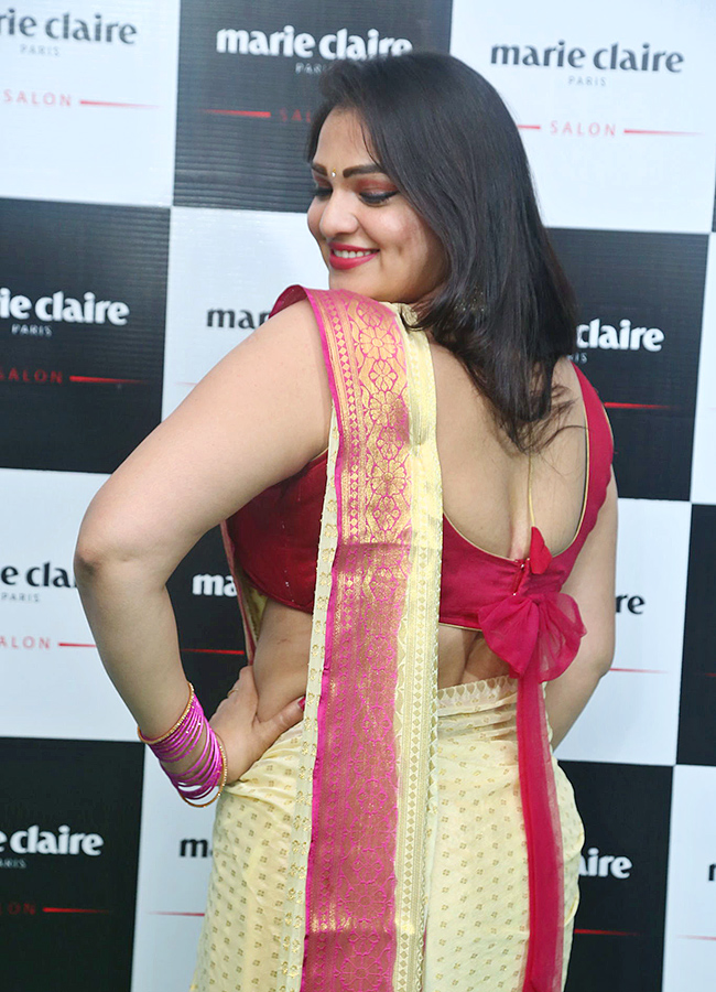 Bigg Boss Celebrities at Narsingi Marie Claire Salon Launch8