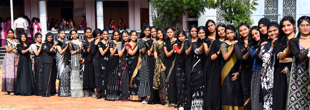 Maris Stella College Students Miss Black Fashion Show Photo Gallery10