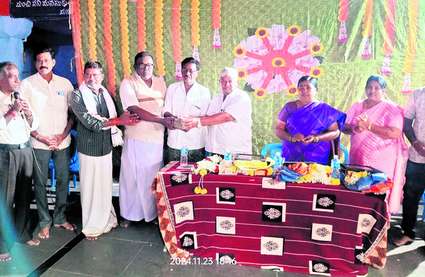 చట్టాలపై మహిళలు అవగాహన పెంచుకోవాలి 1