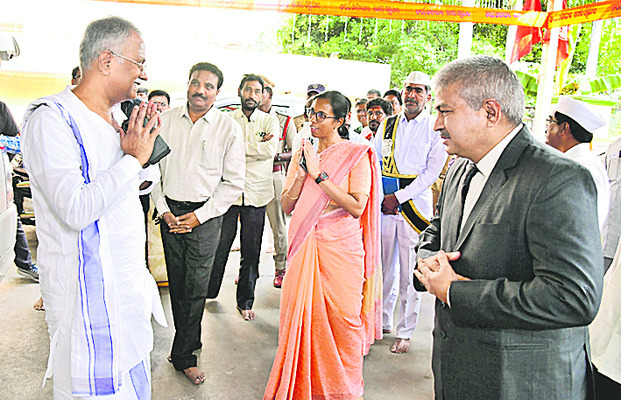 కొనసాగిన శ్రీవిధుశేఖర భారతి స్వామి పర్యటన 1