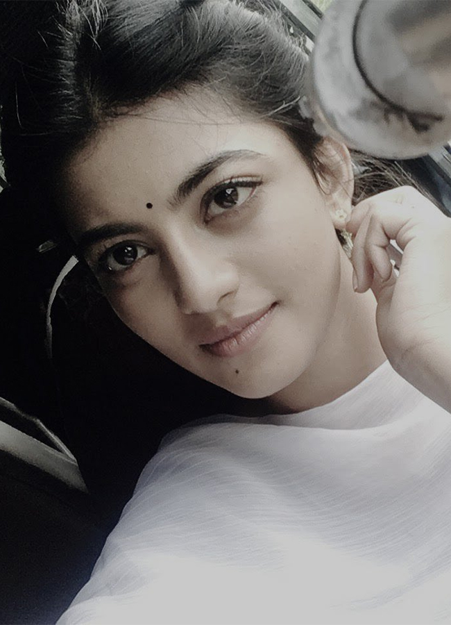 Actress Anandhi Latest Photos23