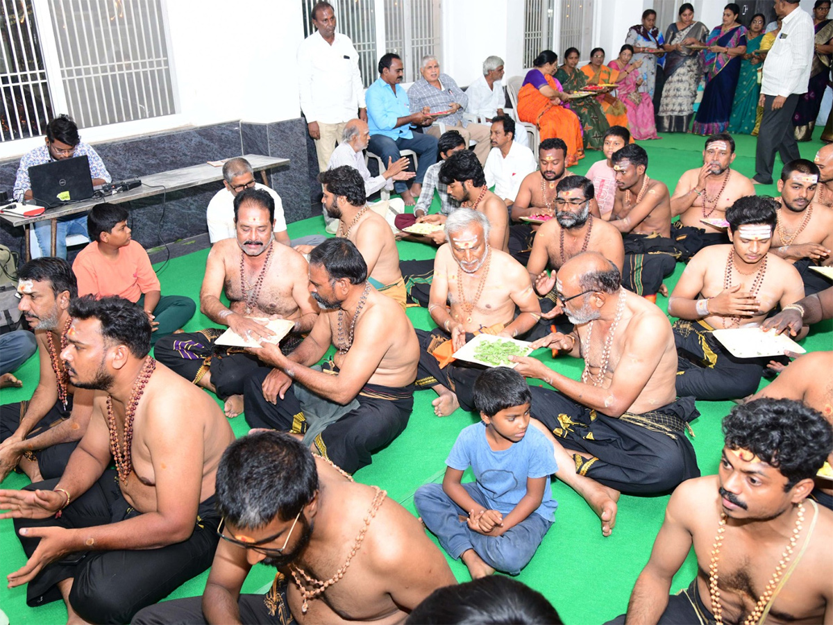 Ayyappa Swamy Padi Pooja At Kadapa Photos11