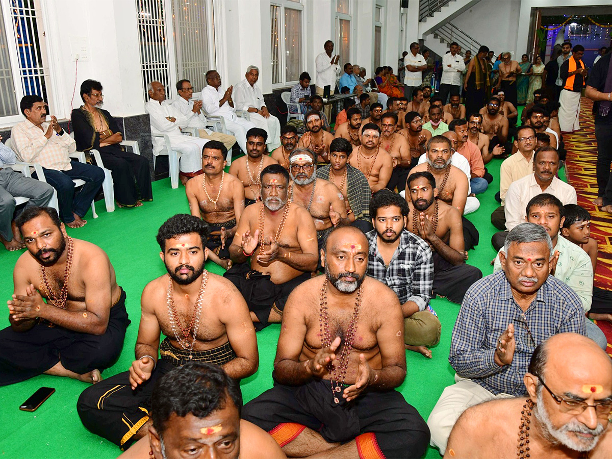 Ayyappa Swamy Padi Pooja At Kadapa Photos12