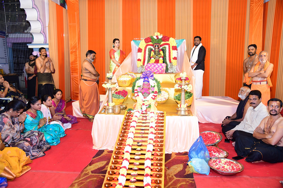 Ayyappa Swamy Padi Pooja At Kadapa Photos15