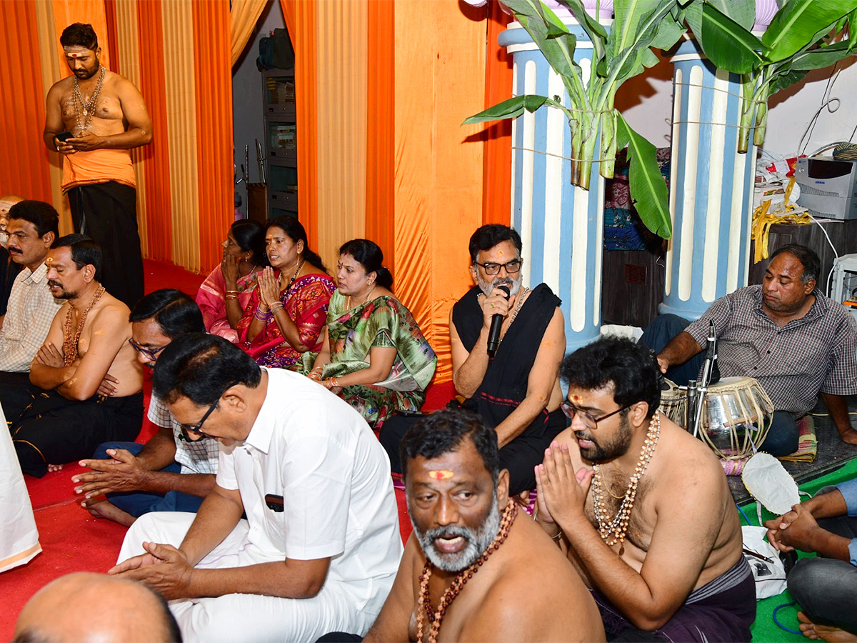 Ayyappa Swamy Padi Pooja At Kadapa Photos16