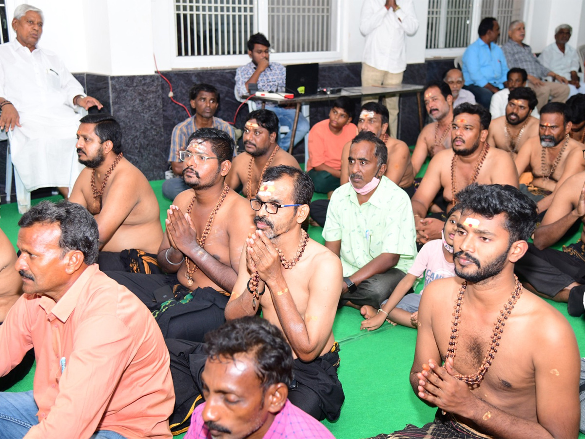 Ayyappa Swamy Padi Pooja At Kadapa Photos20