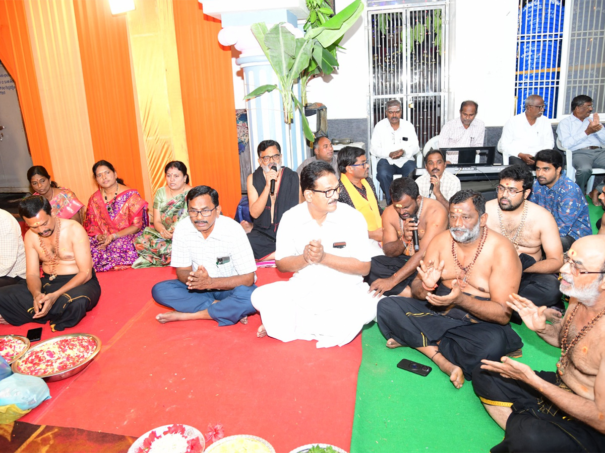 Ayyappa Swamy Padi Pooja At Kadapa Photos30