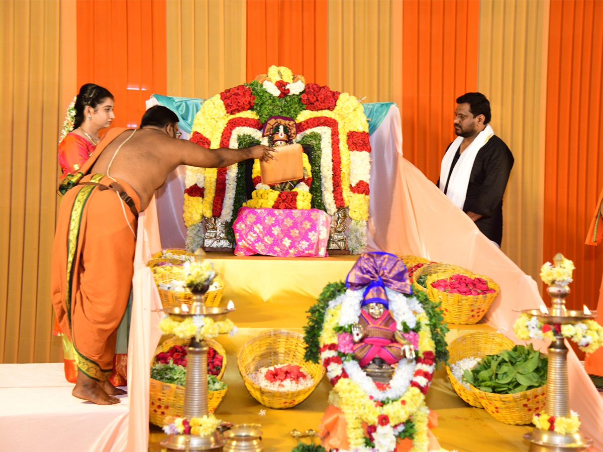 Ayyappa Swamy Padi Pooja At Kadapa Photos36