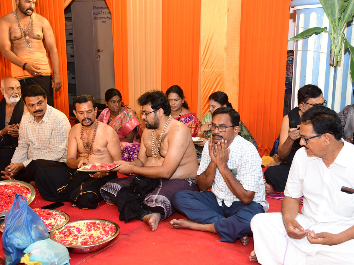 Ayyappa Swamy Padi Pooja At Kadapa Photos38