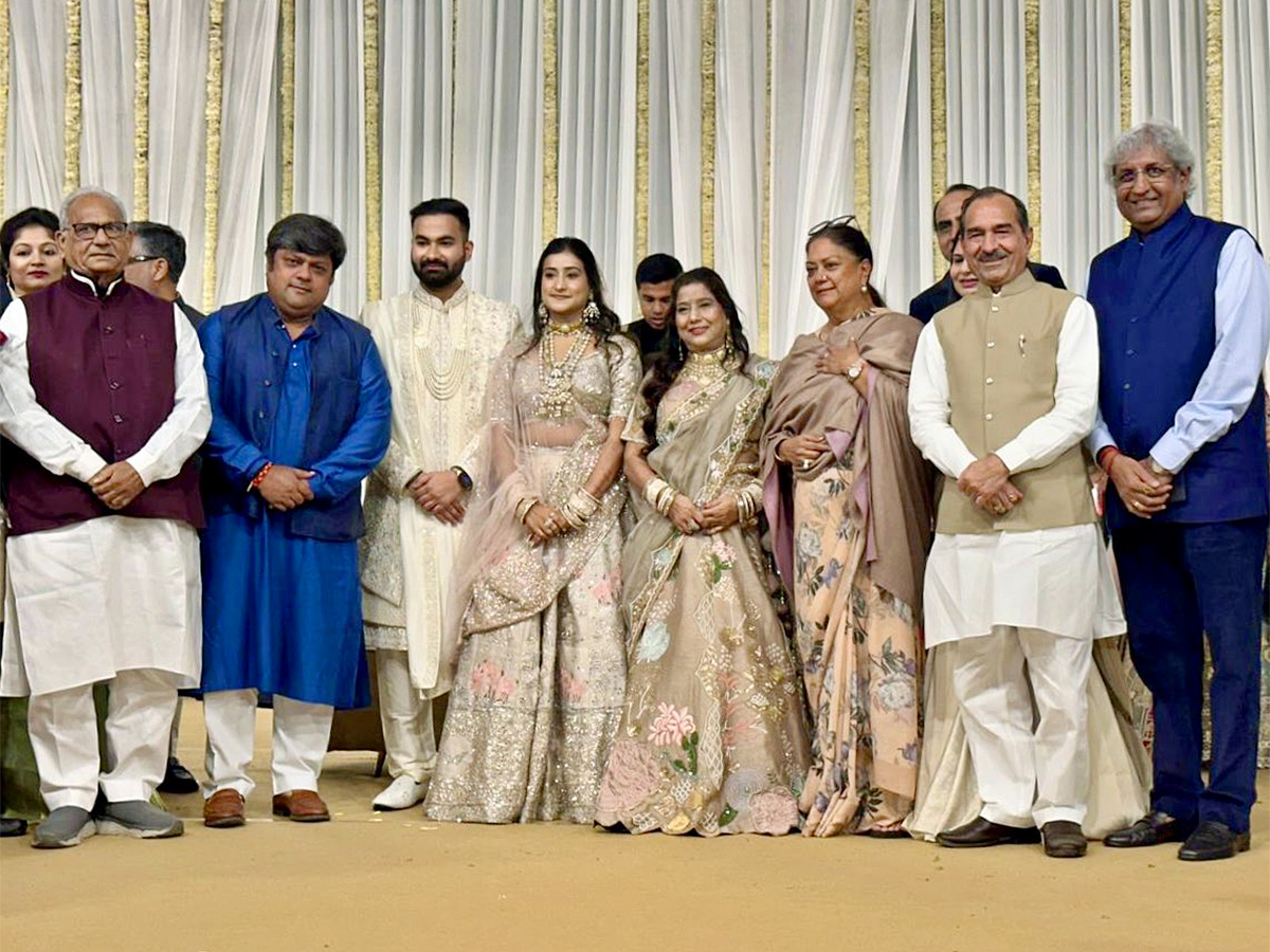 Lok Sabha Speaker Om Birla Daughter Wedding reception4