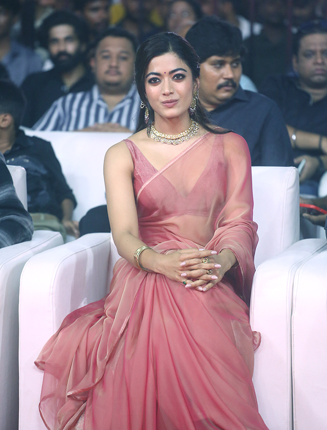 Rashmika Mandanna And Sreeleela in Pushpa 2: The Rule Event Photos23