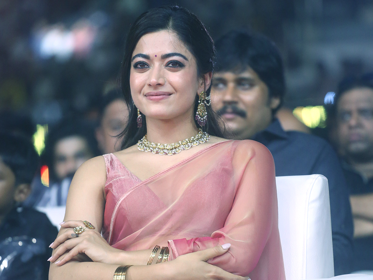 Rashmika Mandanna And Sreeleela in Pushpa 2: The Rule Event Photos9