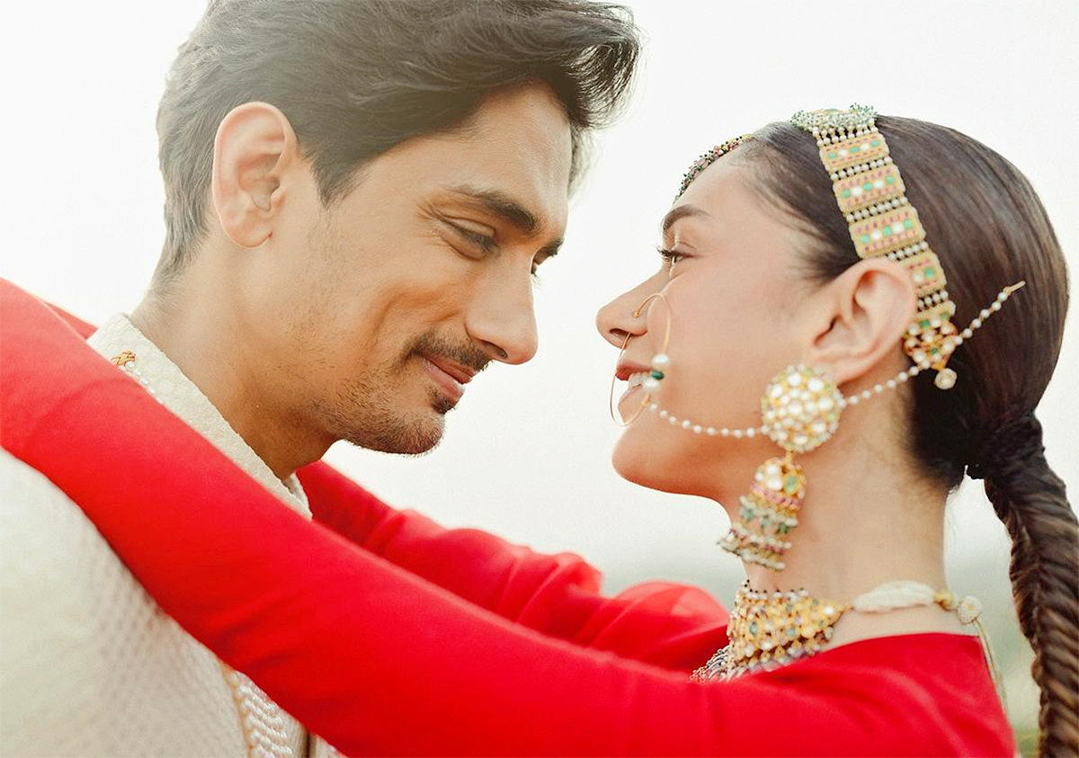 In Pics: Aditi Rao Hydari and Siddharth share pictures from their Indian wedding3