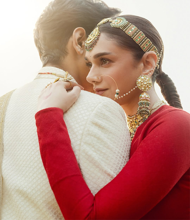 In Pics: Aditi Rao Hydari and Siddharth share pictures from their Indian wedding4