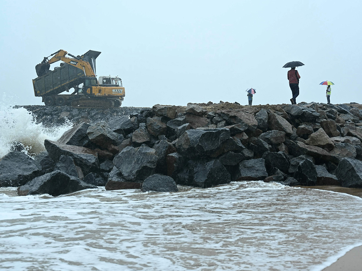 LIVE Updates : Tamil Nadu Rains Fengal Cyclone Photos15