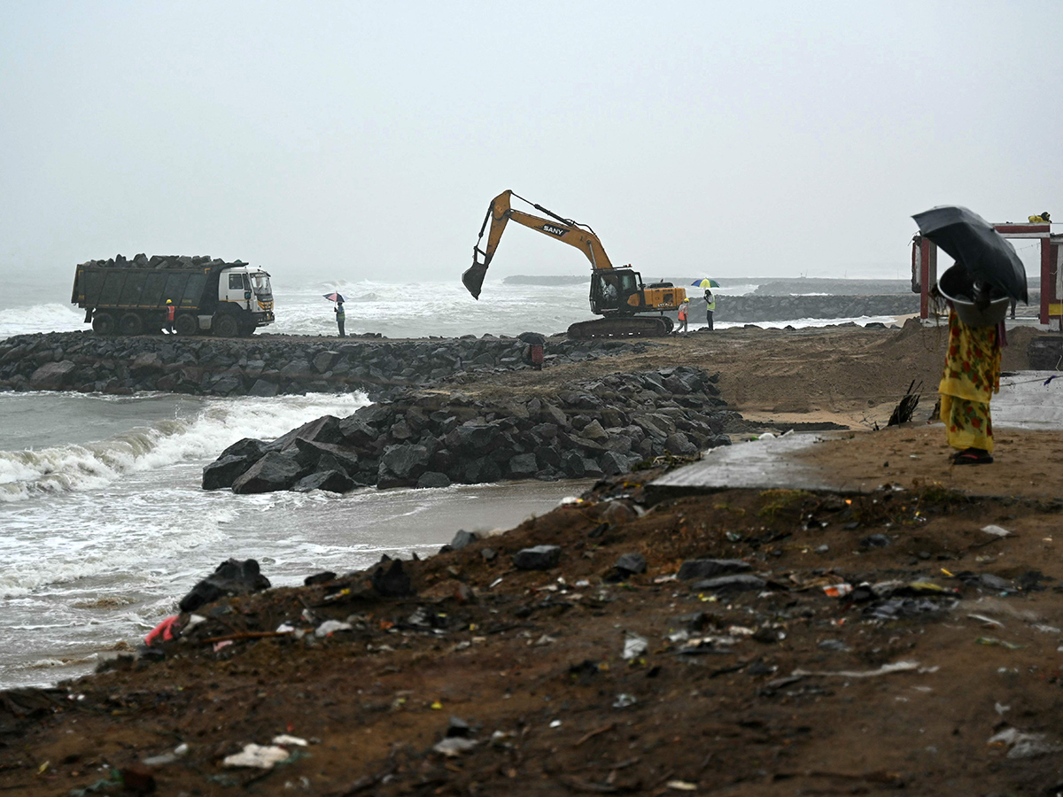 LIVE Updates : Tamil Nadu Rains Fengal Cyclone Photos16