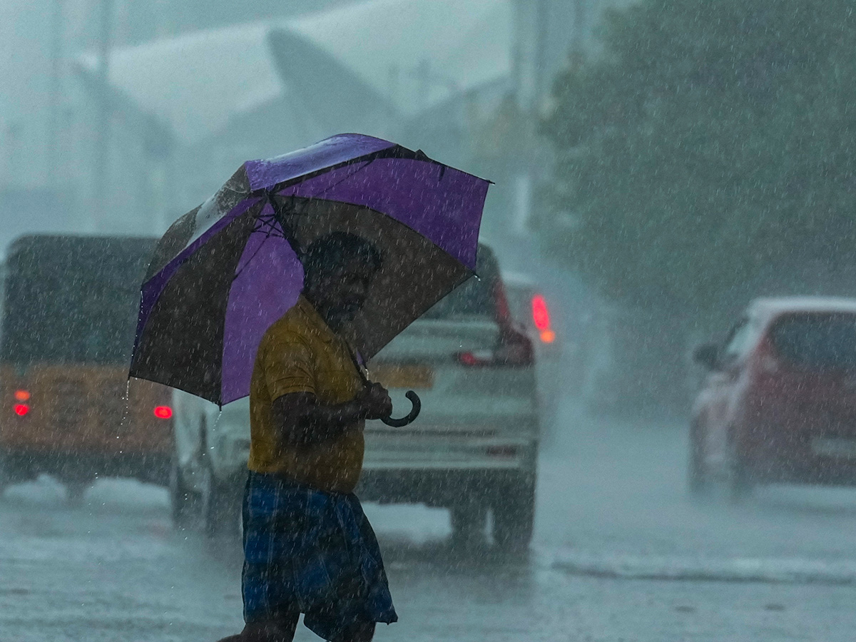 LIVE Updates : Tamil Nadu Rains Fengal Cyclone Photos22