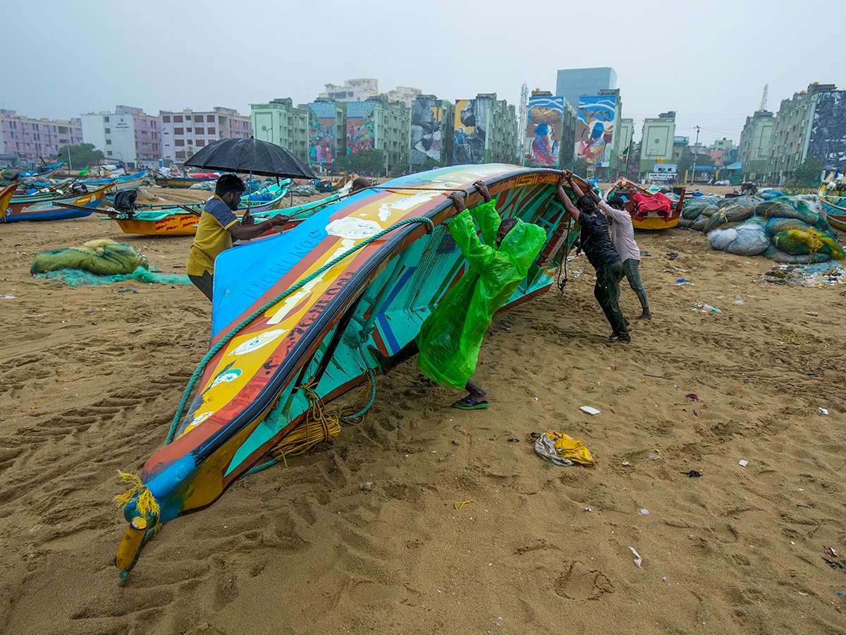 LIVE Updates : Tamil Nadu Rains Fengal Cyclone Photos25