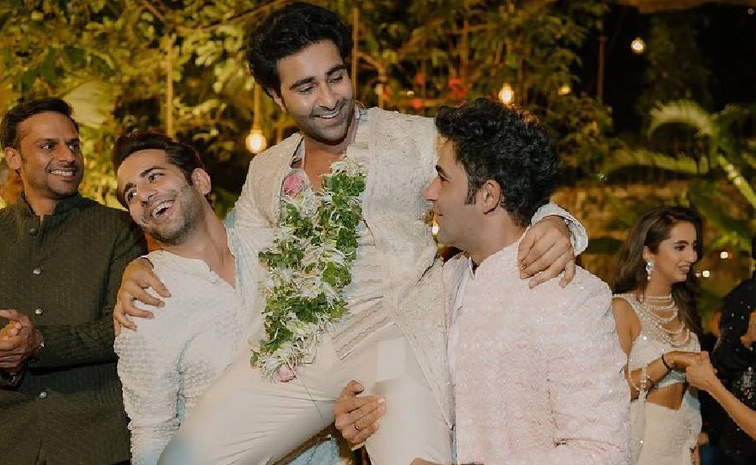 Aadar Jain and Alekha Advani Share Dreamy Roka Ceremony Pictures Photos5