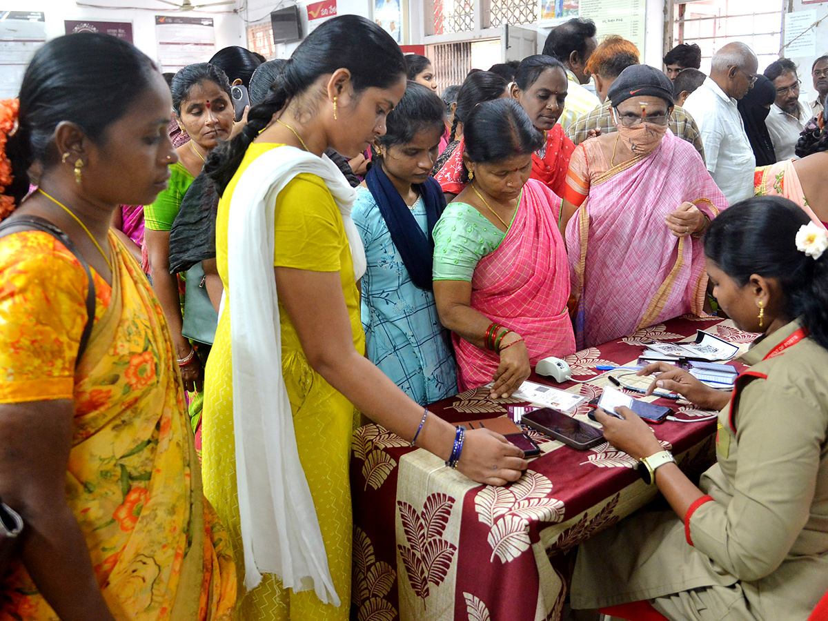 InPics: Women Gathering At Post Offices With The Campaign That AP CM Will Deposit Rs 15006