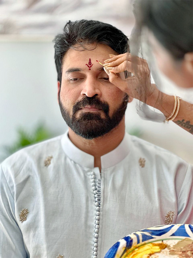 Tollywood Actor Subbaraju got married at the age of 47 viral photos7