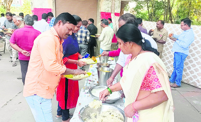 డిజిటల్‌ ల్యాండ్‌   రికార్డులకు ఏర్పాట్లు చేయండి
1