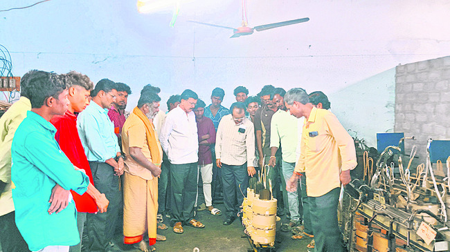 డేటా ఎంట్రీ త్వరగా పూర్తిచేయాలి1