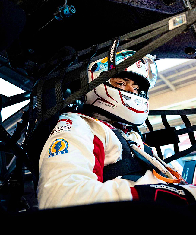 Ajith Kumar Poses with His Race Car At Barcelona F1 Circuit6