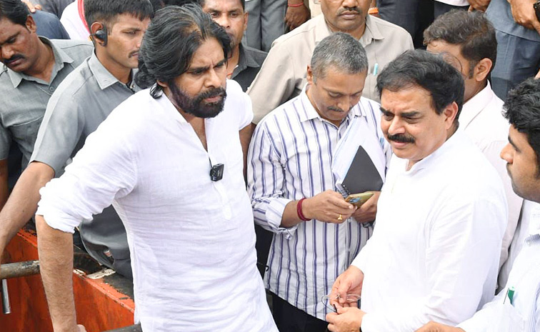 Pawan Kalyan Serious On Kakinada MLA And Officials: Photos4