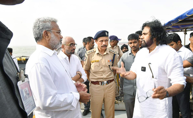 Pawan Kalyan Serious On Kakinada MLA And Officials: Photos5