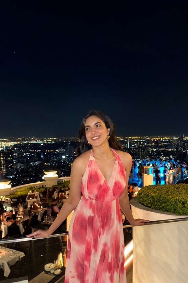 Actress Ritu Varma Enjoying Her Bangkok Vacation, Pics Viral2