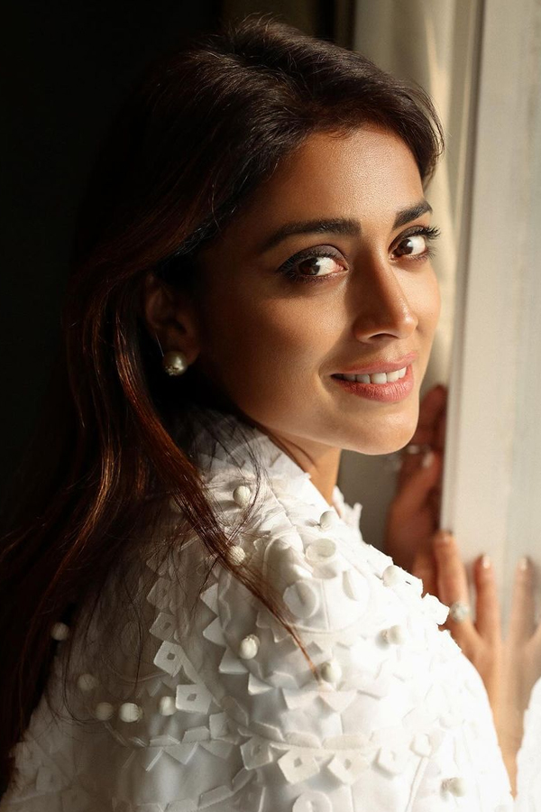 Actress Shriya Saran Gorgeous Looks In White Dress10