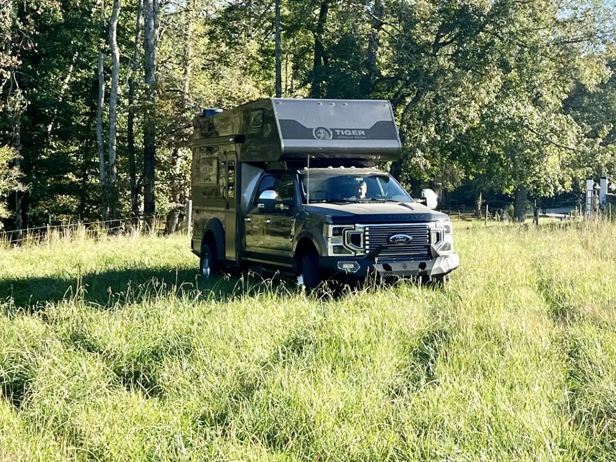 Fierce Ford Super Duty Camper Truck For Adventure Photos14