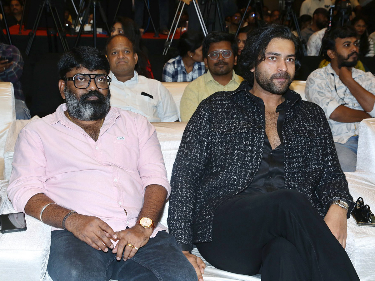 Hero Varun Tej Matka movie trailer launch Photos19