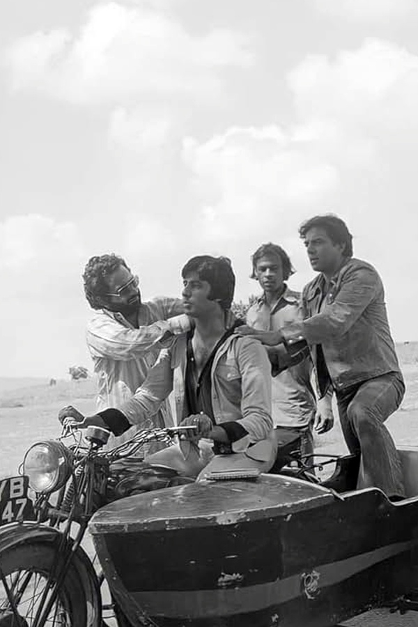 indias most watched film sholay24