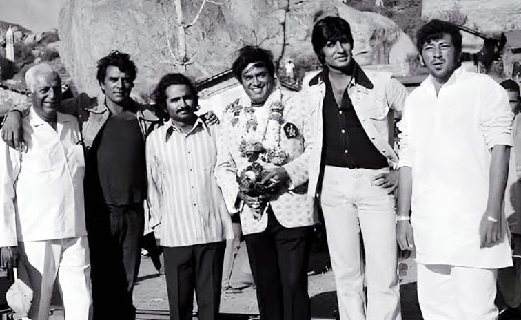 indias most watched film sholay23