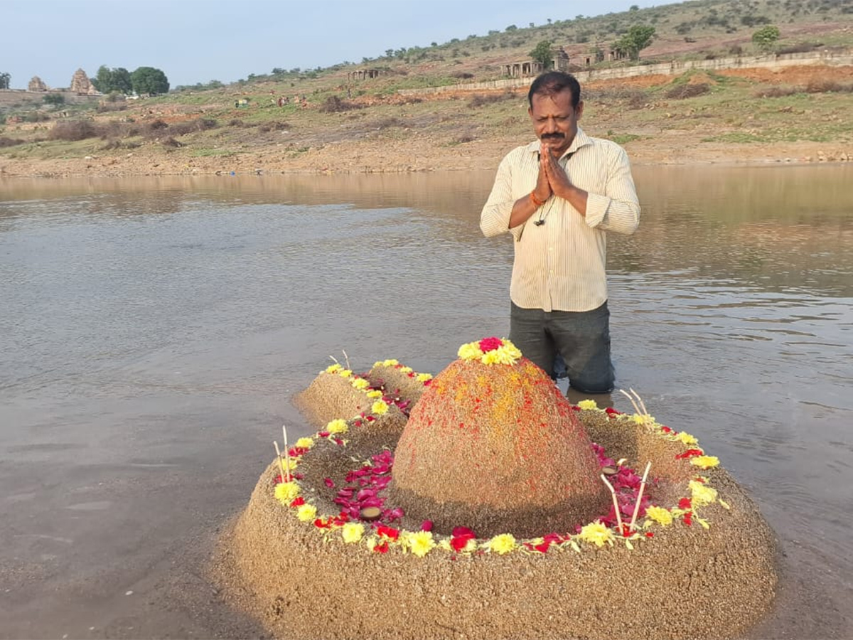 Saikata Lingam attracts devotees in Pushpagiri14