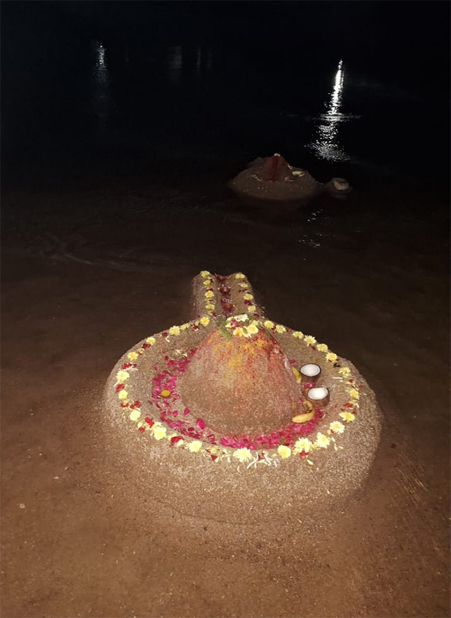 Saikata Lingam attracts devotees in Pushpagiri18