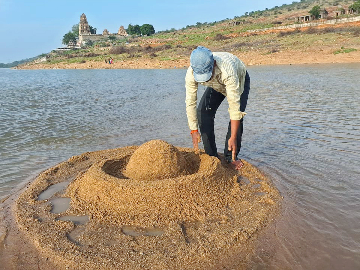 Saikata Lingam attracts devotees in Pushpagiri6