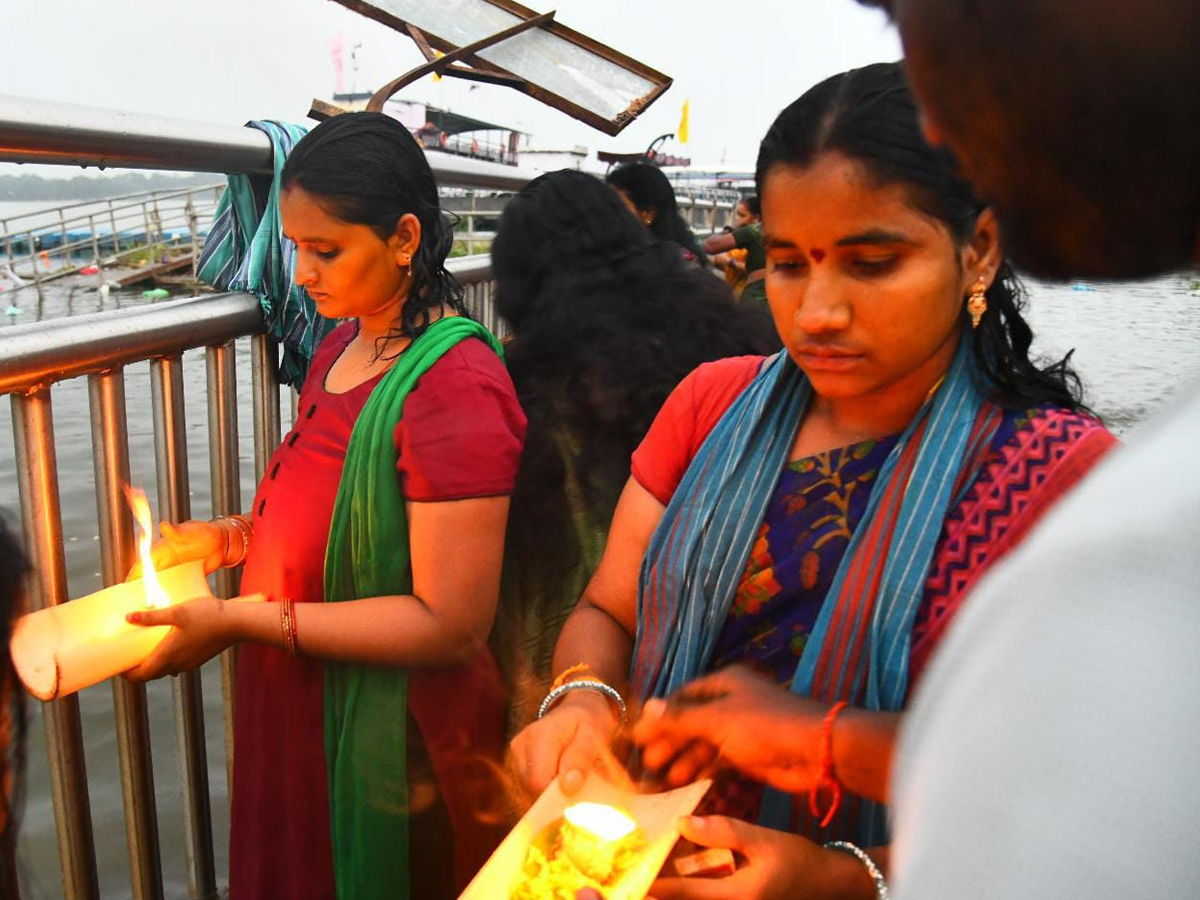 Devotees Rush At Vijayawada Punnami Ghat To Offer Karthika Masam Prayers13