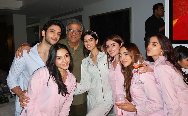 Khushi Kapoor shares glimpse from her pyjama themed birthday party Celebrations Photos9