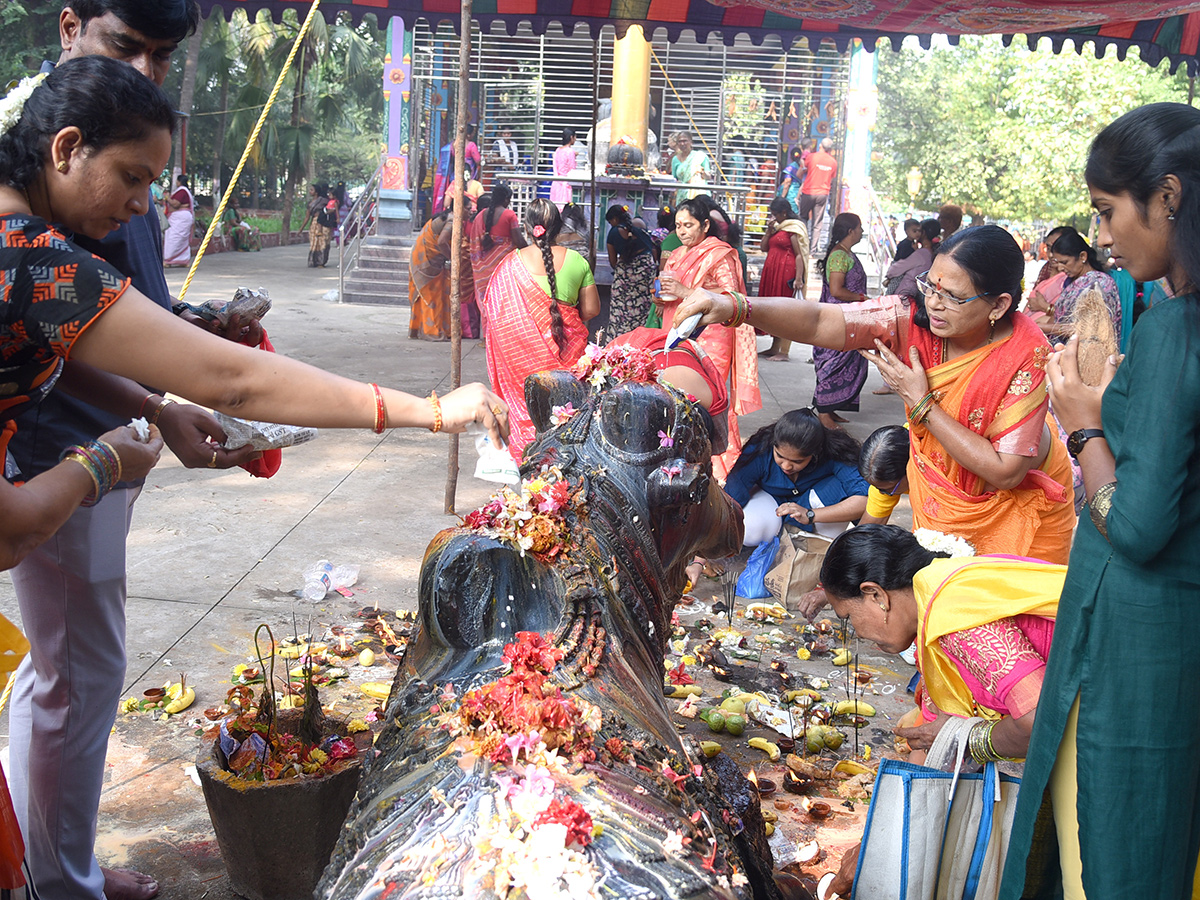 Nagula Chavithi 2024 Celebrated in Telugu States Photos5