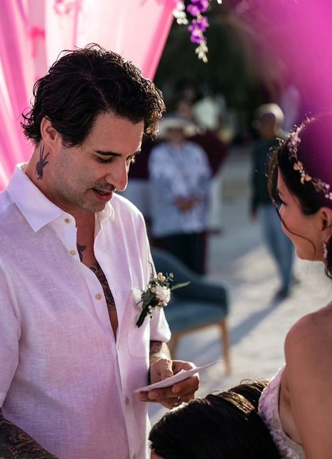 Sunny Leone And Daniel Weber Renew Wedding After 13 Years Of Marriage, PICS goes viral5